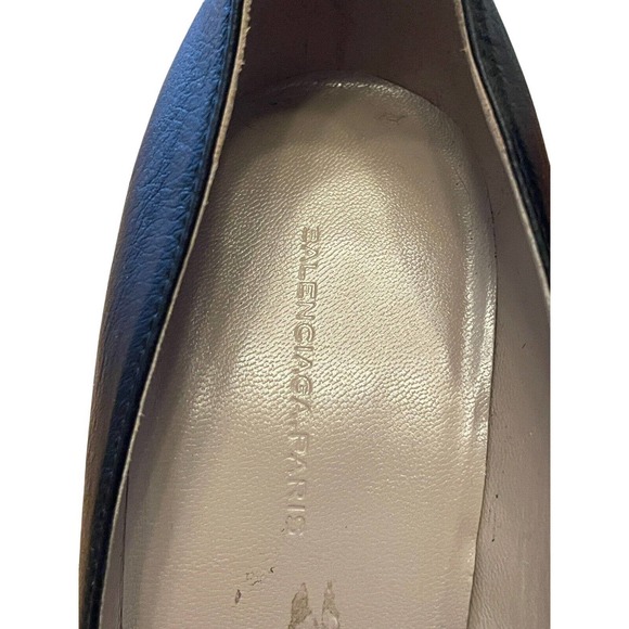 BALENCIAGA Paris Black Leather Stiletto Knife Heels Pumps EU 41 Buckle Point Toe - Picture 3 of 9